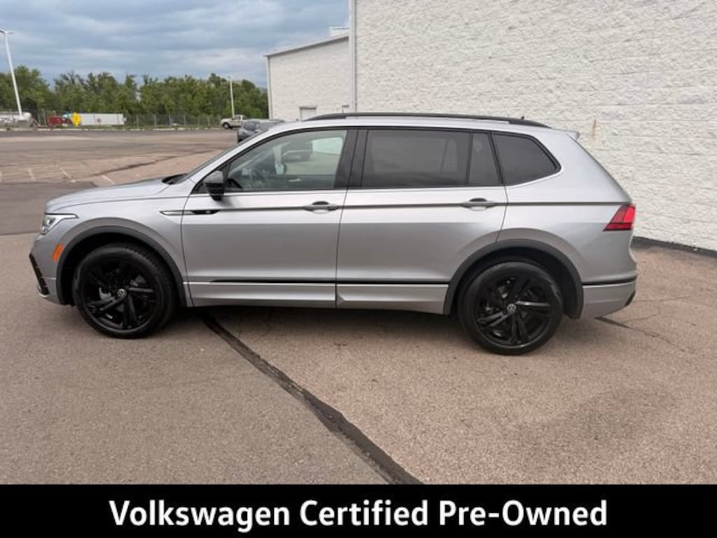 Certified 2024 Volkswagen Tiguan 2.0T SE R-Line Black SUV