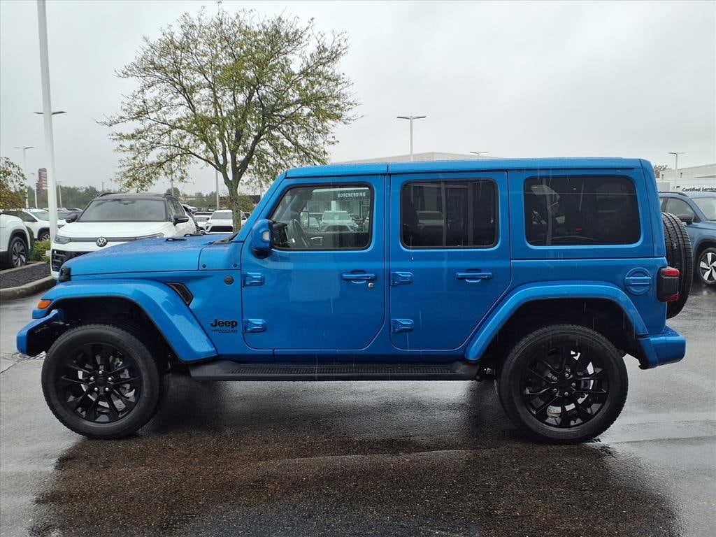 Used 2022 Jeep Wrangler Unlimited Sahara SUV