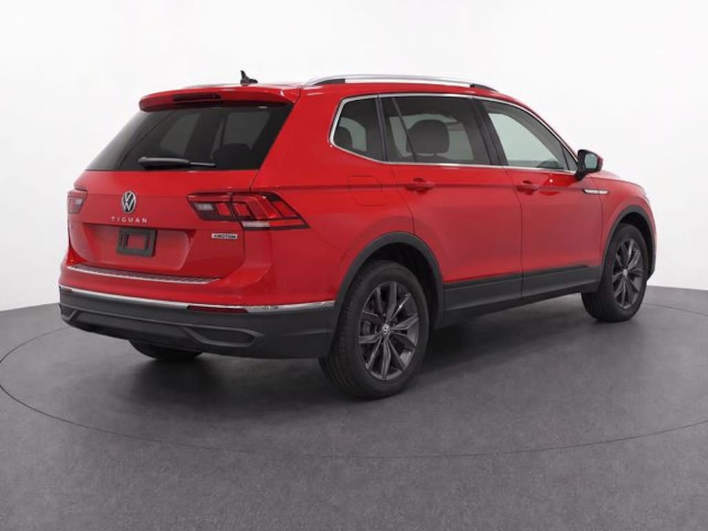 Used 2022 Volkswagen Tiguan 2.0T SE SUV