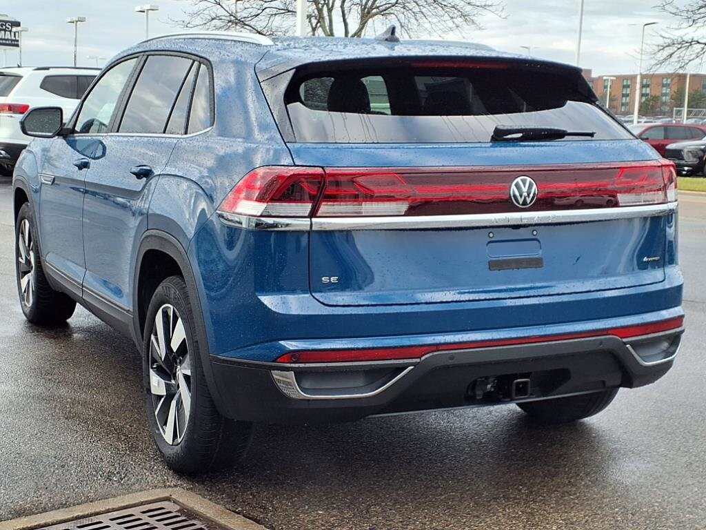 2025 Volkswagen Atlas Cross Sport SEL Premium R-Line photo 4
