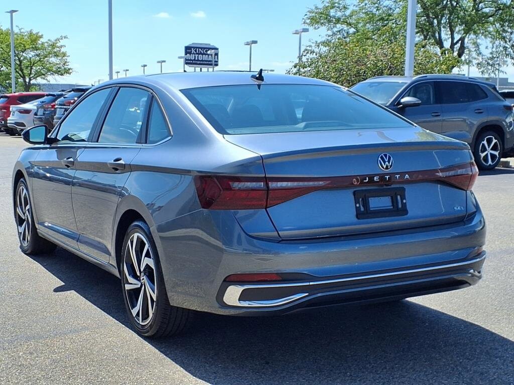 2025 Volkswagen Jetta 1.5T SEL photo 4