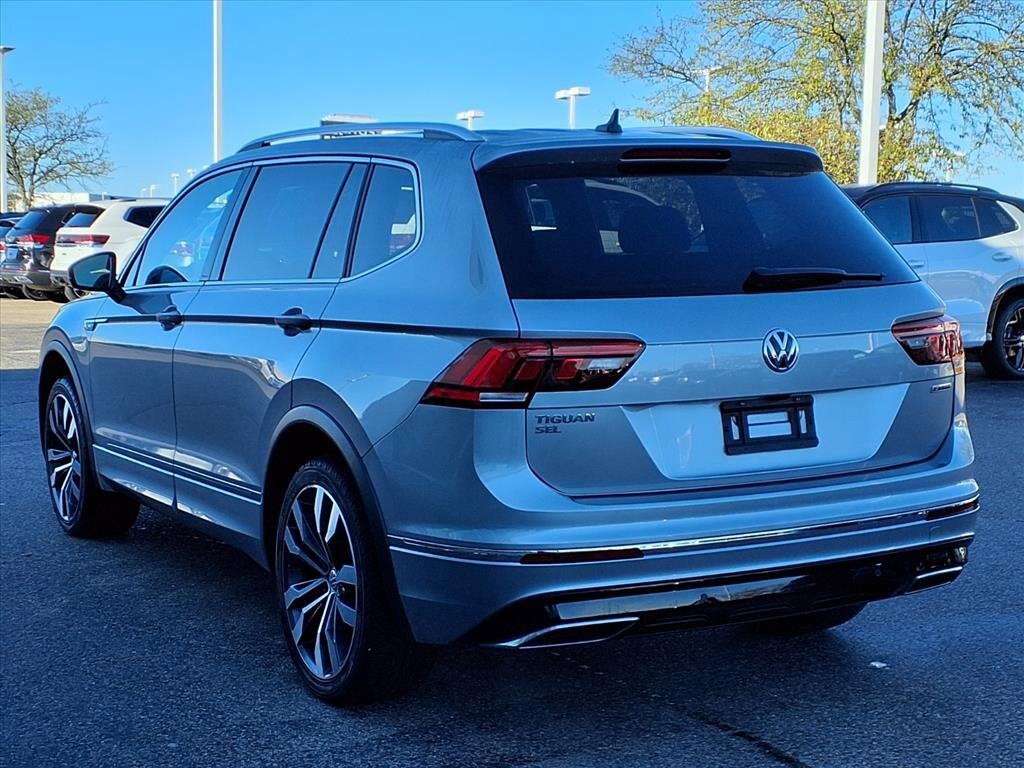 2021 Volkswagen Tiguan SEL Premium R-Line photo 3