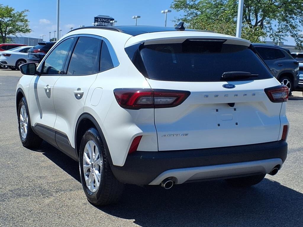 2023 Ford Escape Active photo 4