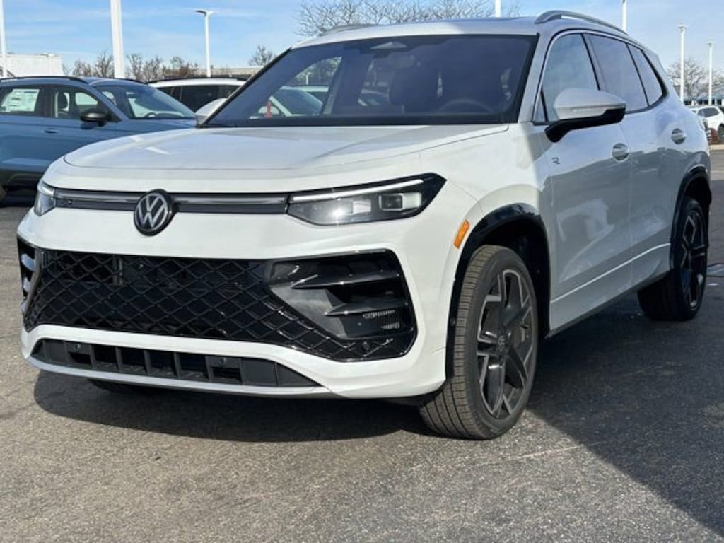 New 2026 Volkswagen Tiguan SEL R-Line Turbo SUV