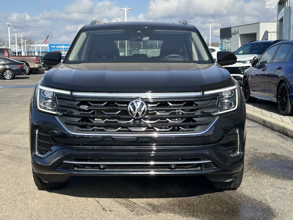 Certified 2025 Volkswagen Atlas 2.0T SEL Premium R-Line SUV