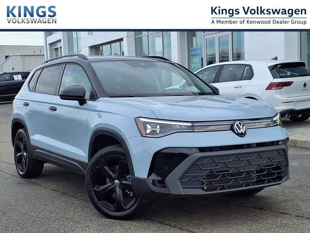 Used 2025 Volkswagen Taos 1.5T SE Black SUV