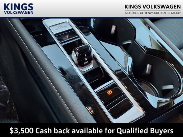 2026 Volkswagen Atlas SE w/Tech - Photo 18