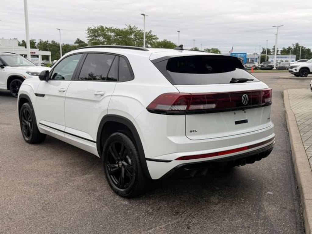 Certified 2025 Volkswagen Atlas Cross Sport 2.0T SEL R-Line Black SUV