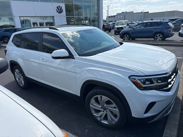 2023 Volkswagen Atlas V6 SE Technology photo 2