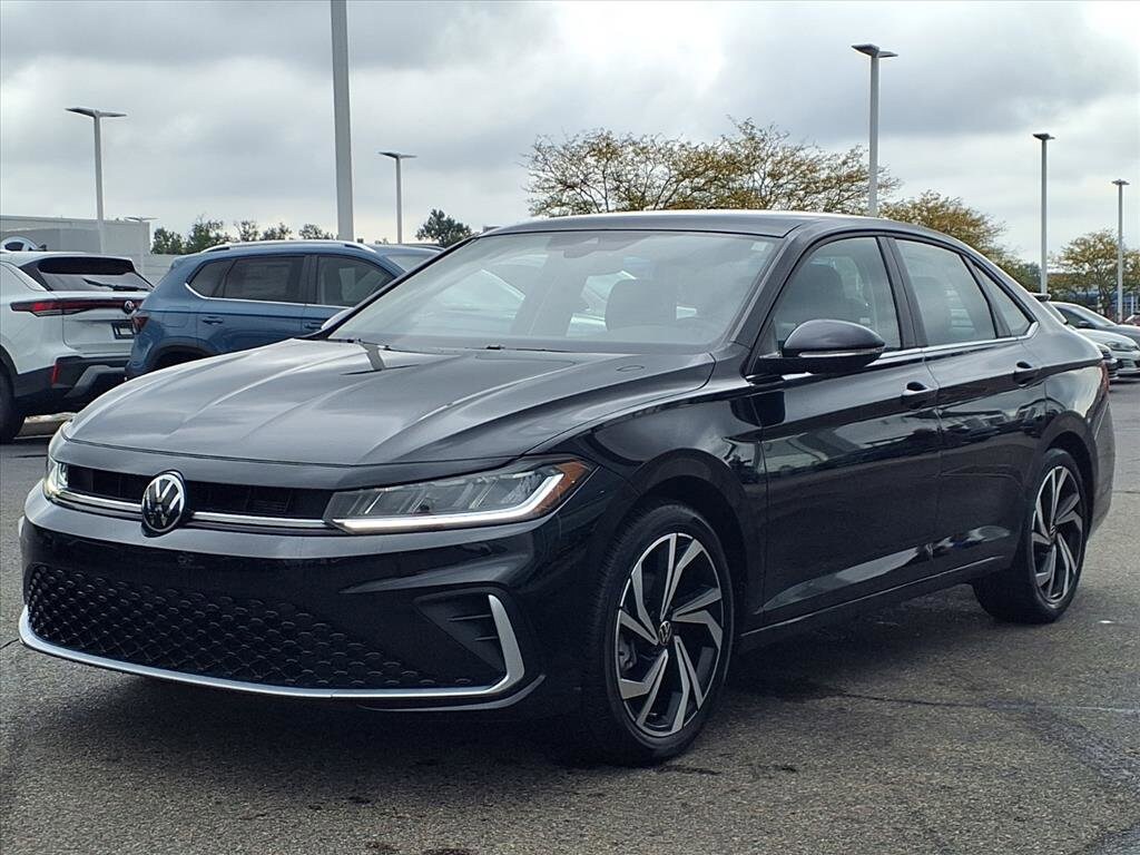 2025 Volkswagen Jetta 1.5T SEL photo 2