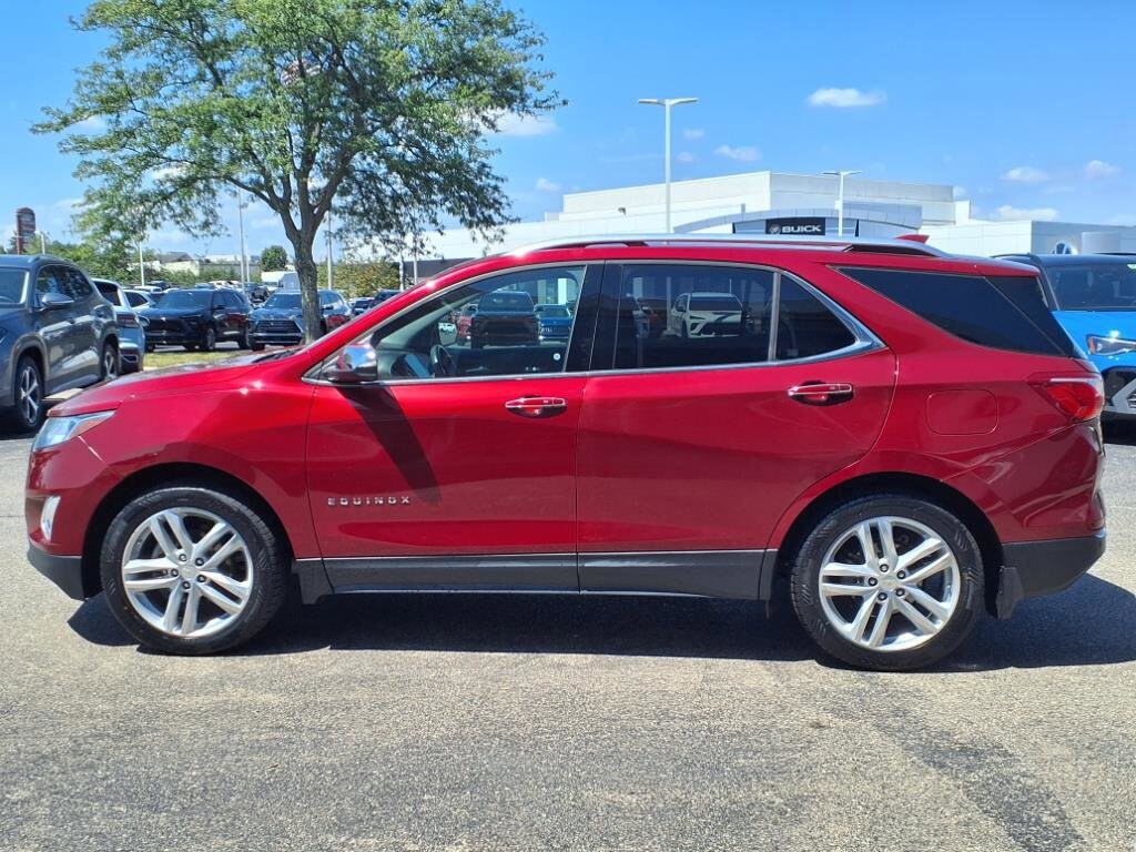 2018 Chevrolet Equinox Premier photo 2