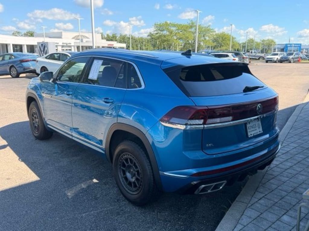 Certified 2024 Volkswagen Atlas Cross Sport 2.0T SEL Premium R-Line SUV