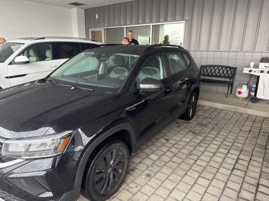 Used 2022 Volkswagen Taos 1.5T S SUV