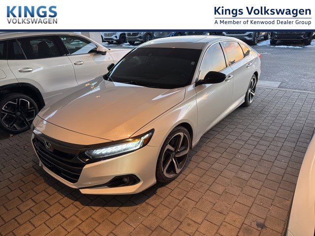 2022 Honda Accord Sport's photo