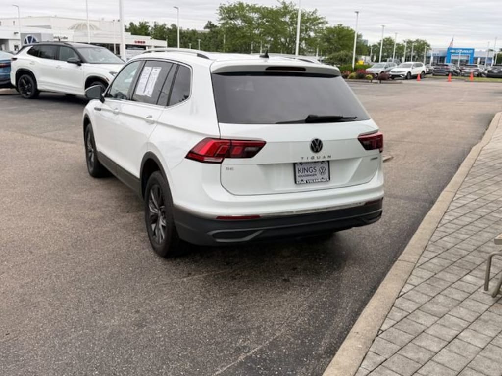 Certified 2024 Volkswagen Tiguan 2.0T SE SUV