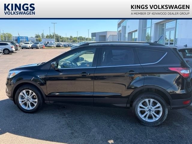 Used 2018 Ford Escape SEL with VIN 1FMCU9HD0JUA89961 for sale in Fairfield, OH