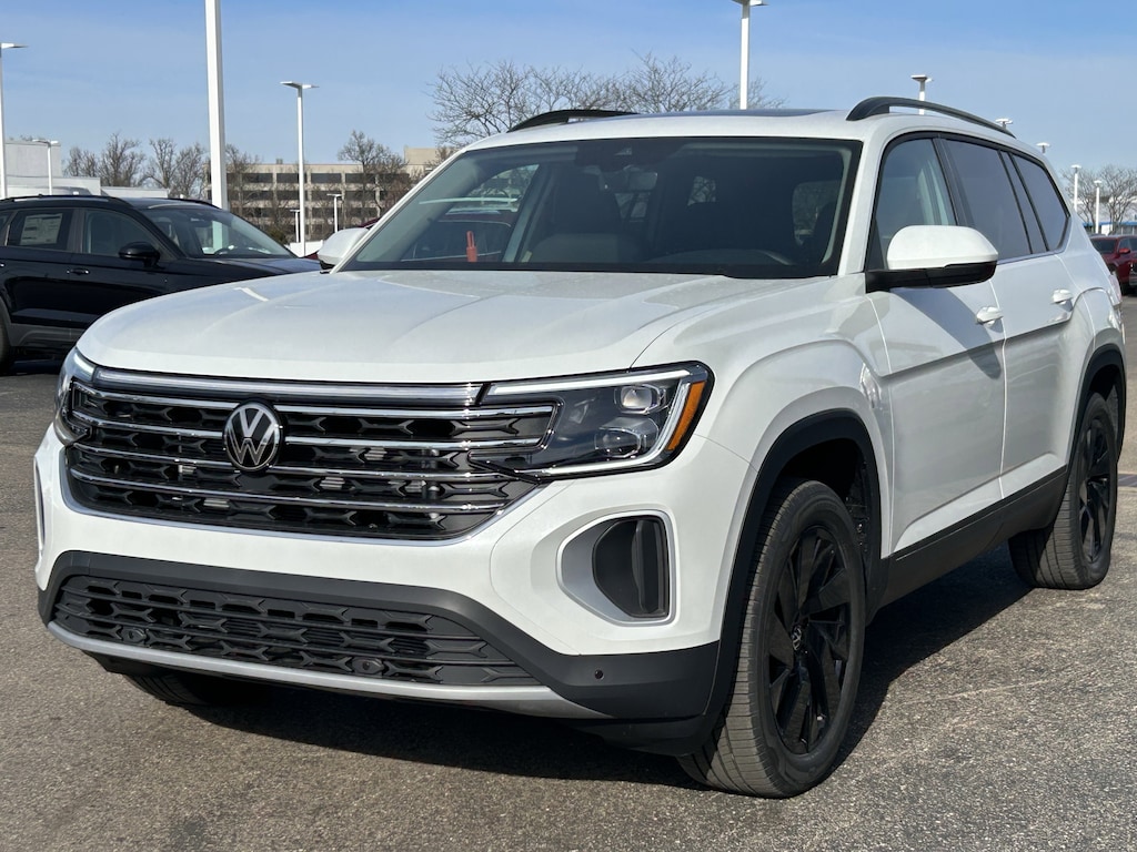 New 2026 Volkswagen Atlas 2.0T SE w/Technology SUV
