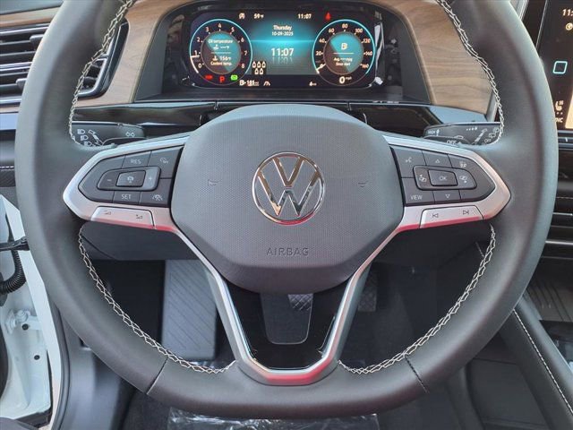 2026 Volkswagen Atlas SE w/Tech - Photo 13