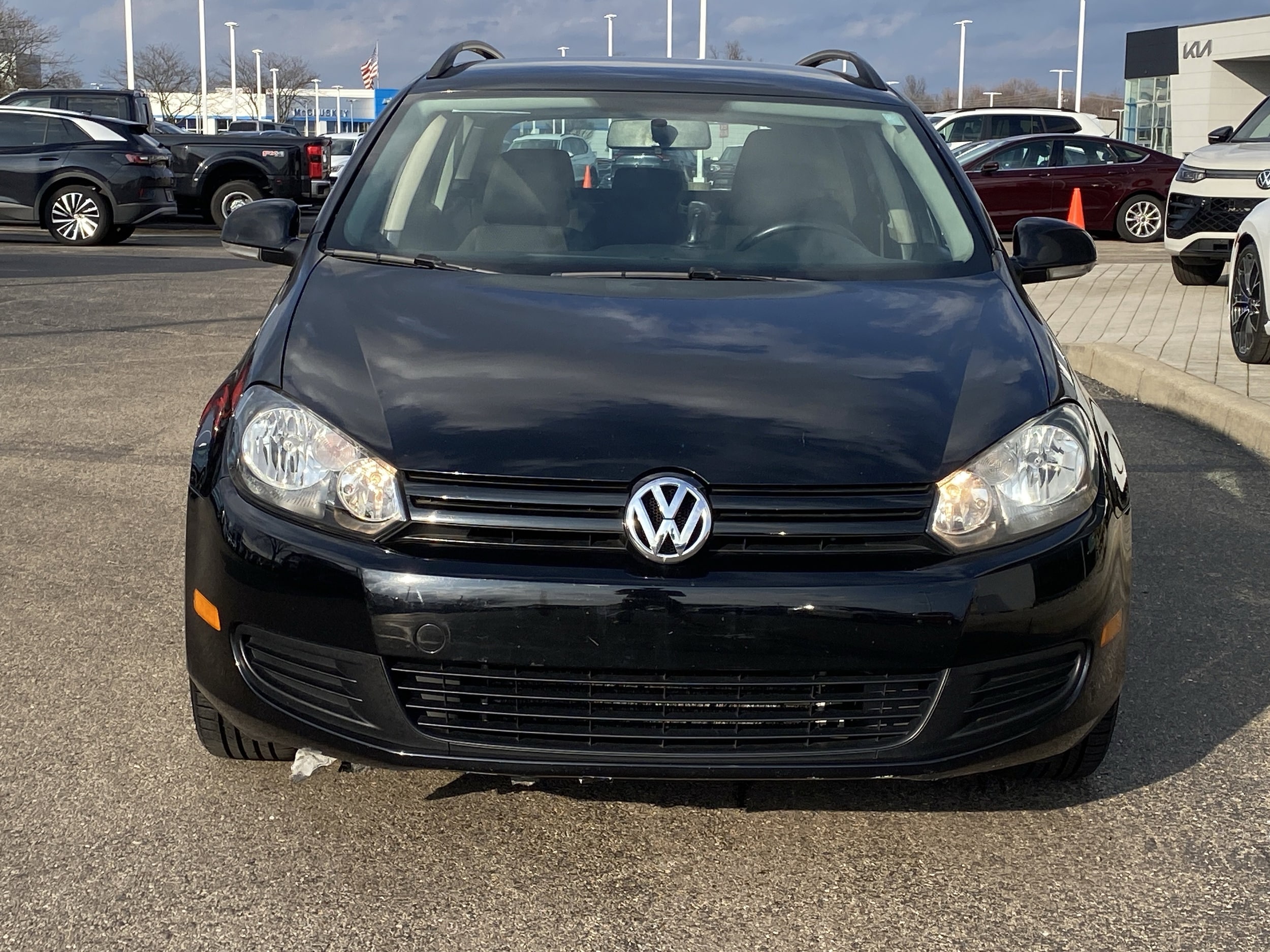 Used 2014 Volkswagen Jetta SportWagen S with VIN 3VWPP7AJ2EM601471 for sale in Cincinnati, OH