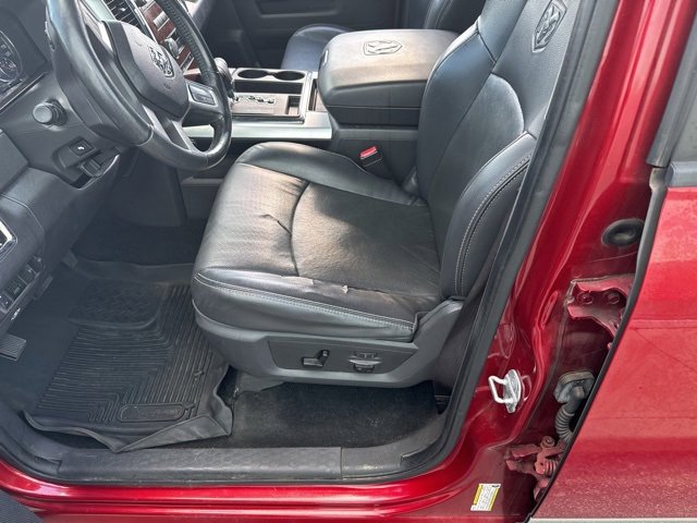 2010 Dodge Ram Laramie photo 3