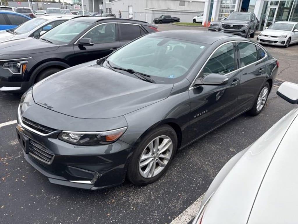 Used 2016 Chevrolet Malibu LT w/1LT Sedan