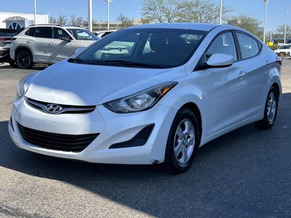 Used 2015 Hyundai Elantra SE Sedan