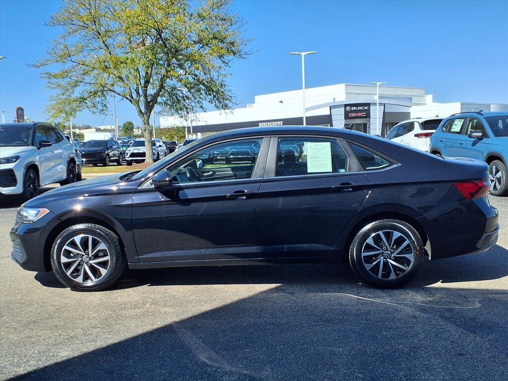 2024 Volkswagen Jetta 1.5T S photo 3