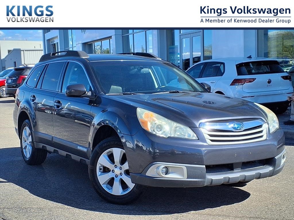 Used 2011 Subaru Outback 2.5i Premium (CVT) SUV