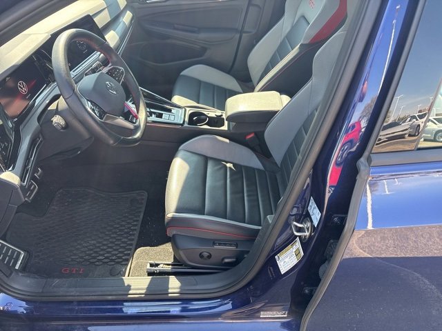 2024 Volkswagen Golf GTI Autobahn photo 3