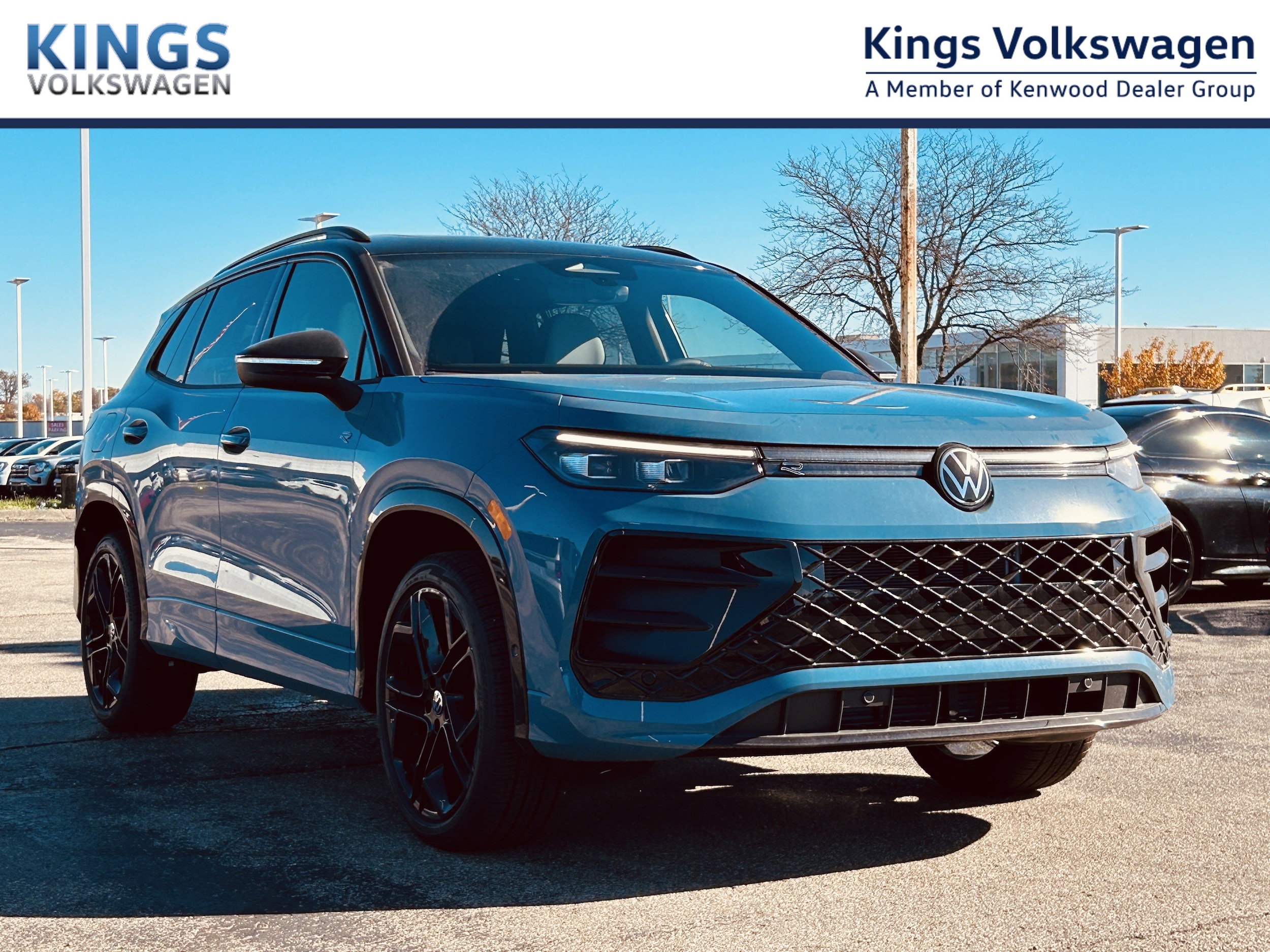 2026 Volkswagen Tiguan SE R-LINE BLACK's photo