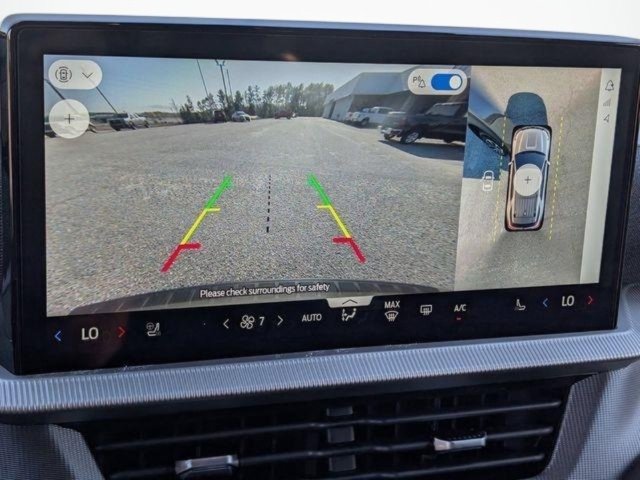 2026 Ford Explorer ST-Line - Photo 16