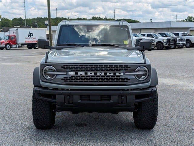 2024 Ford Bronco Badlands photo 3