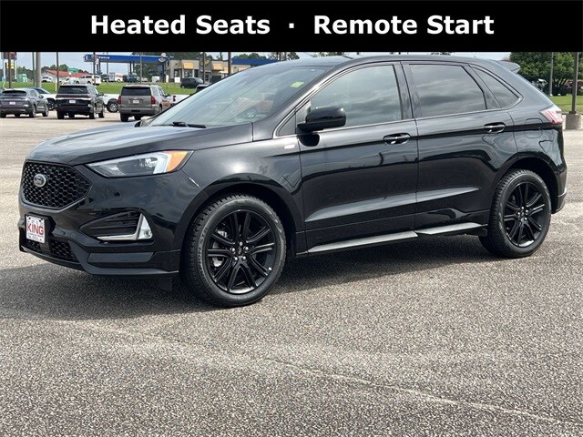 2021 Ford Edge ST photo 2
