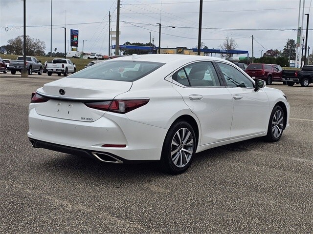 2021 Lexus ES 350 photo 4