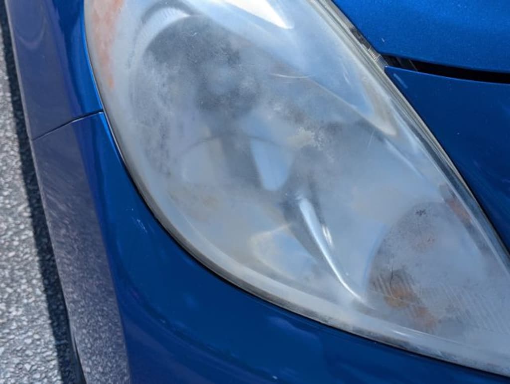 Used 2014 Nissan Versa 1.6 SL Sedan