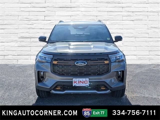 2026 Ford Explorer photo 2