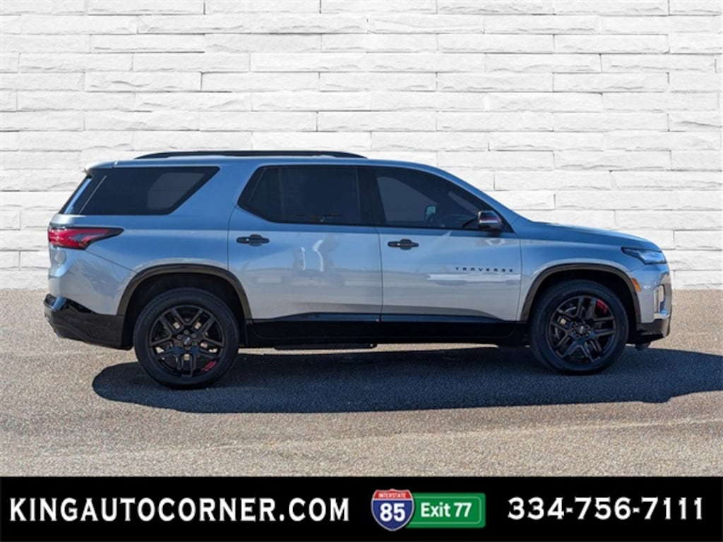 Used 2023 Chevrolet Traverse Premier SUV