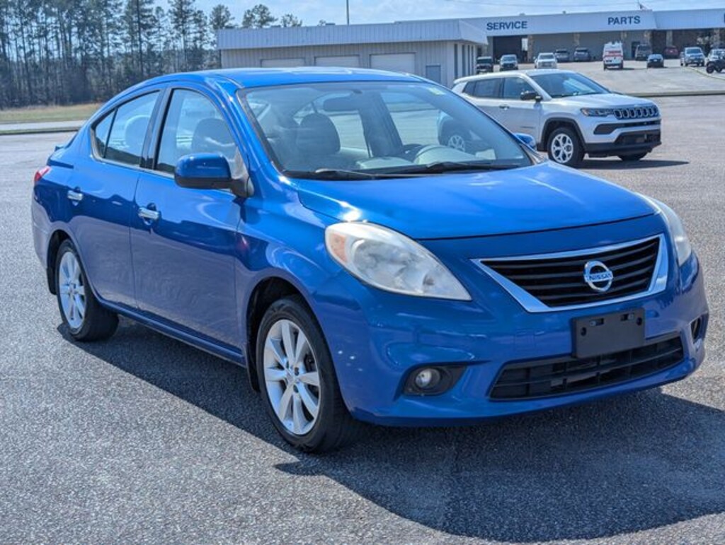 Used 2014 Nissan Versa 1.6 SL Sedan