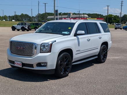 2017 GMC Yukon Denali 4WD SUV