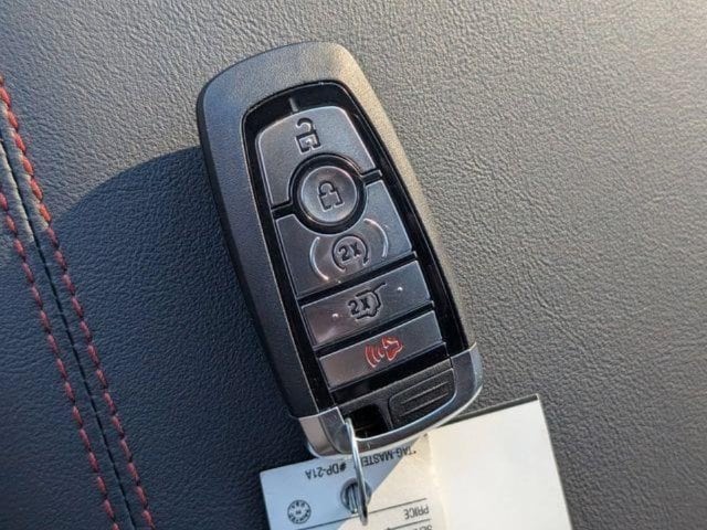 2026 Ford Explorer ST-Line - Photo 32