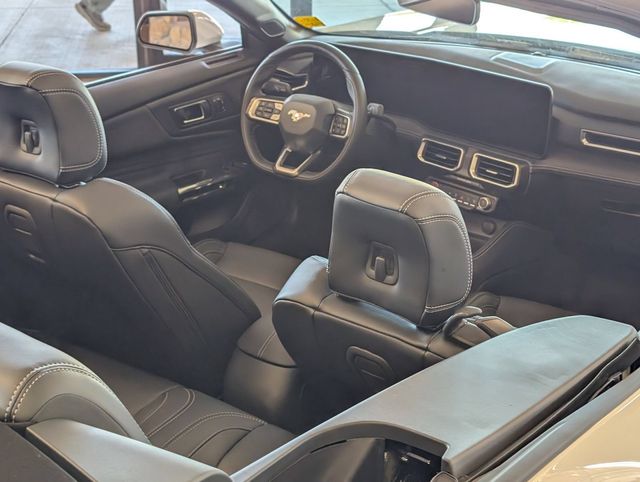 2025 Ford Mustang EcoBoost Premium Convertible - Photo 17