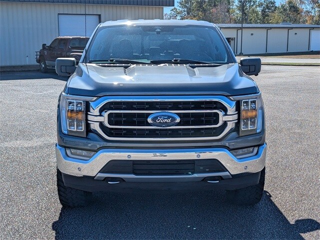 2021 Ford F-150 XLT photo 2