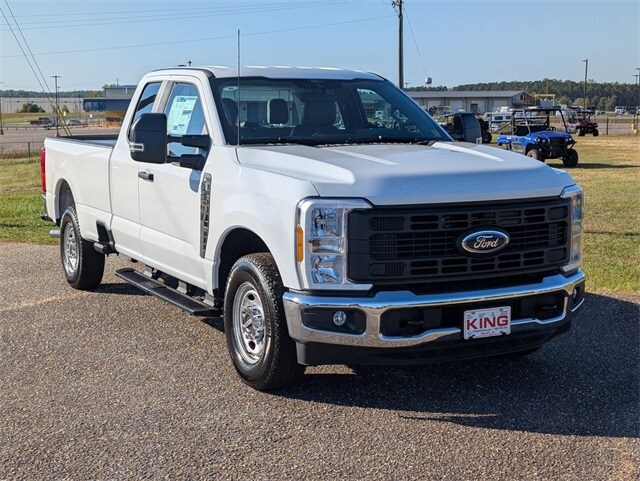 2026 Ford F-250 XL photo 3
