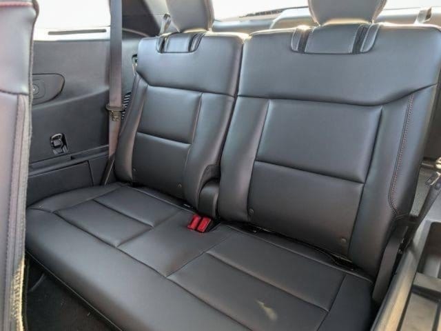 2026 Ford Explorer ST-Line - Photo 10