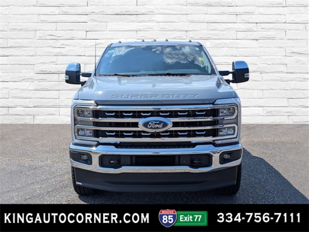 New 2025 Ford F-250SD Lariat Truck