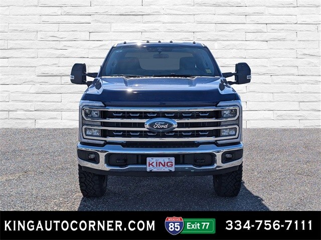 2026 Ford F-250 photo 2