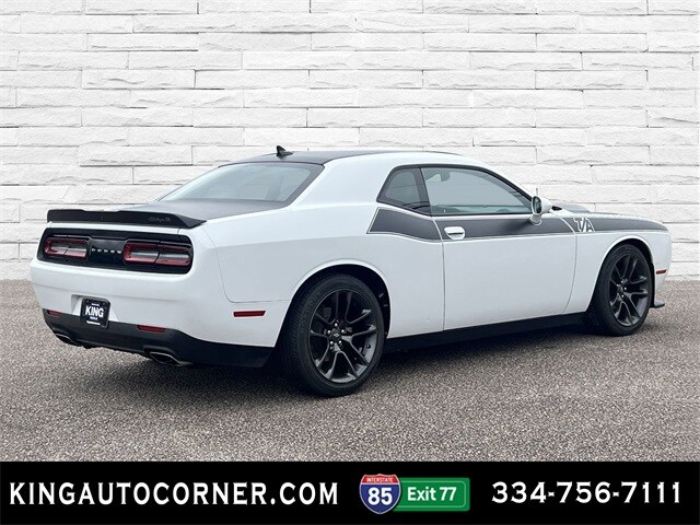 2022 Dodge Challenger R/T photo 3