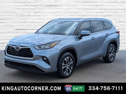 2020 Toyota Highlander XLE FWD SUV