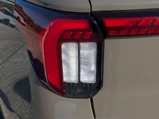 2026 Ford Explorer ST-Line - Photo 22