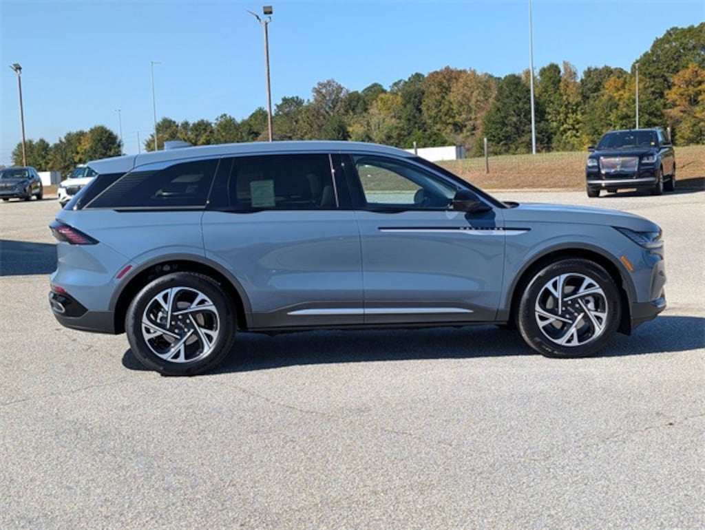 New 2026 Lincoln Nautilus Premiere SUV